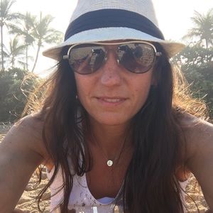 Meet your Posher, Leanne